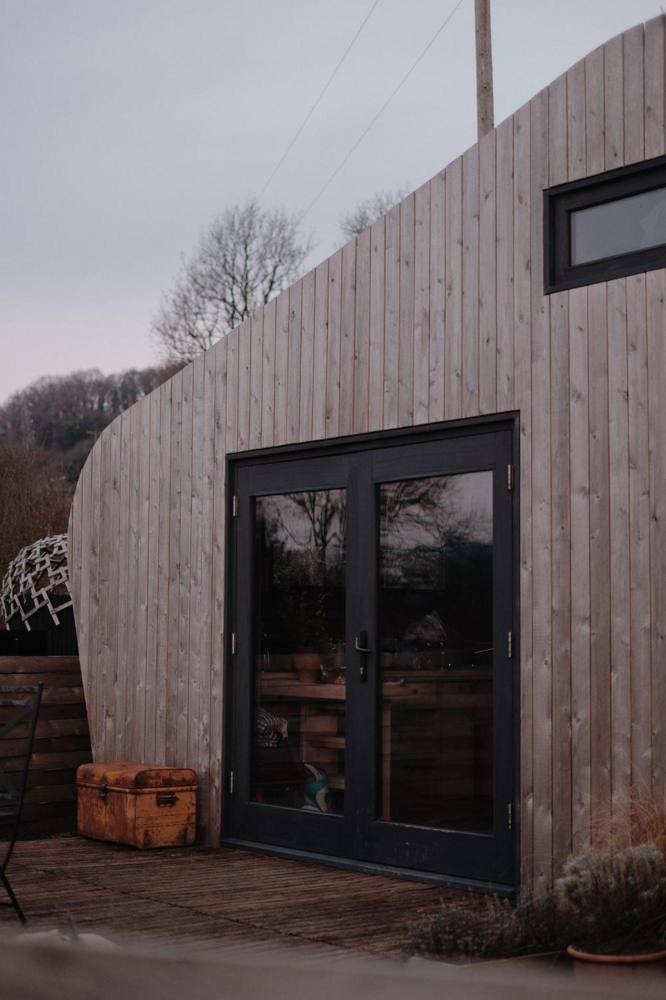 Presteigne Two Unique Cabins Wrapped In Beautiful Welsh Scenery מראה חיצוני תמונה
